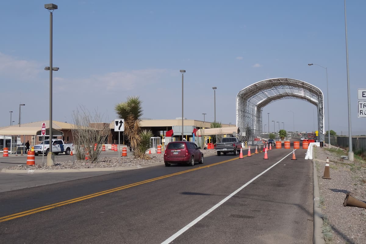 Qué sí y qué no puedes cruzar de México a Texas en temporada decembrina: Guía clave para evitar problemas en la frontera