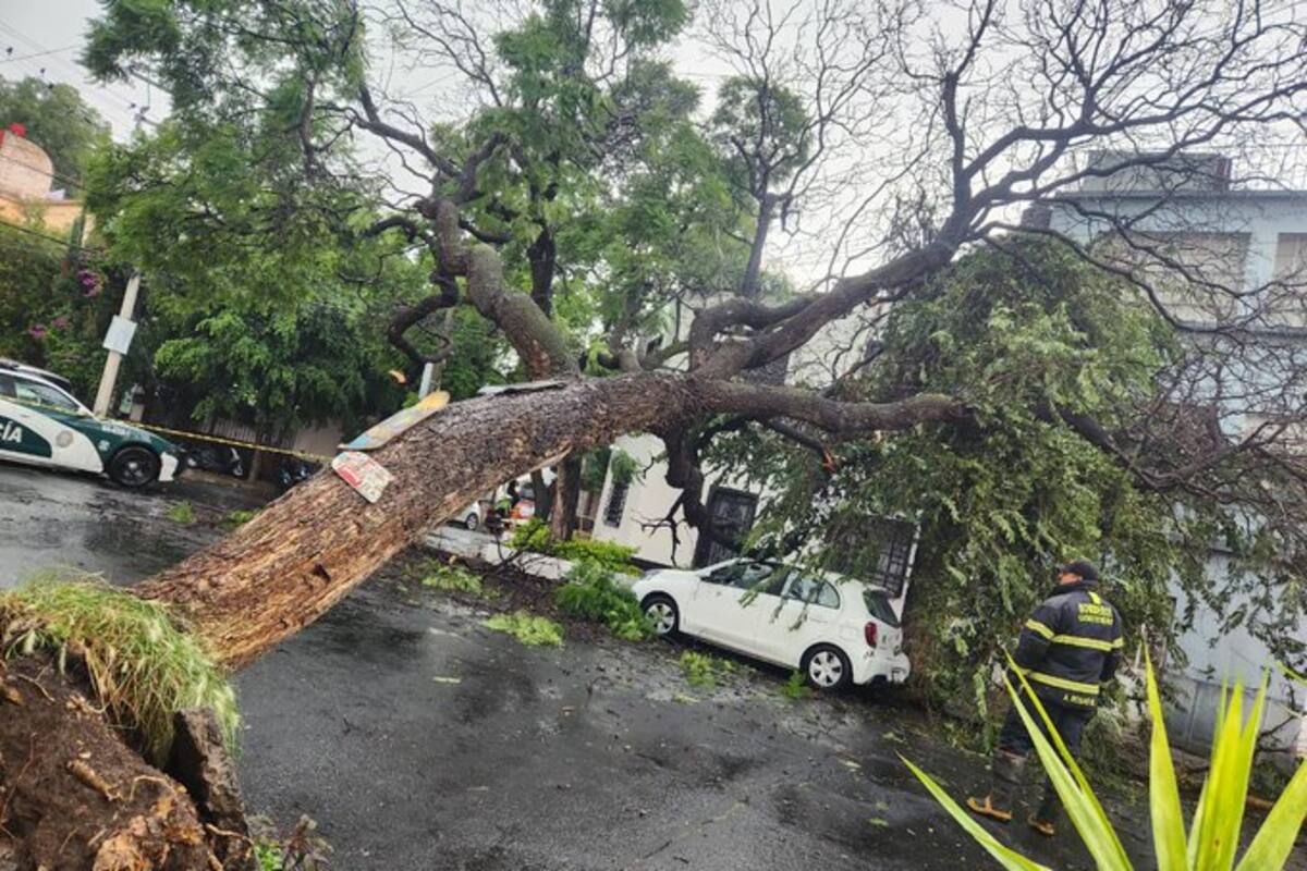 Por fuertes lluvias, activan Alerta Naranja en cuatro alcaldías de la CDMX