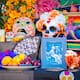 Del 27 de octubre al 2 de noviembre, cada día se dedica a recibir a distintas almas por el Día de Muertos, empezando con las mascotas fallecidas hasta los niños y adultos, según las tradiciones populares