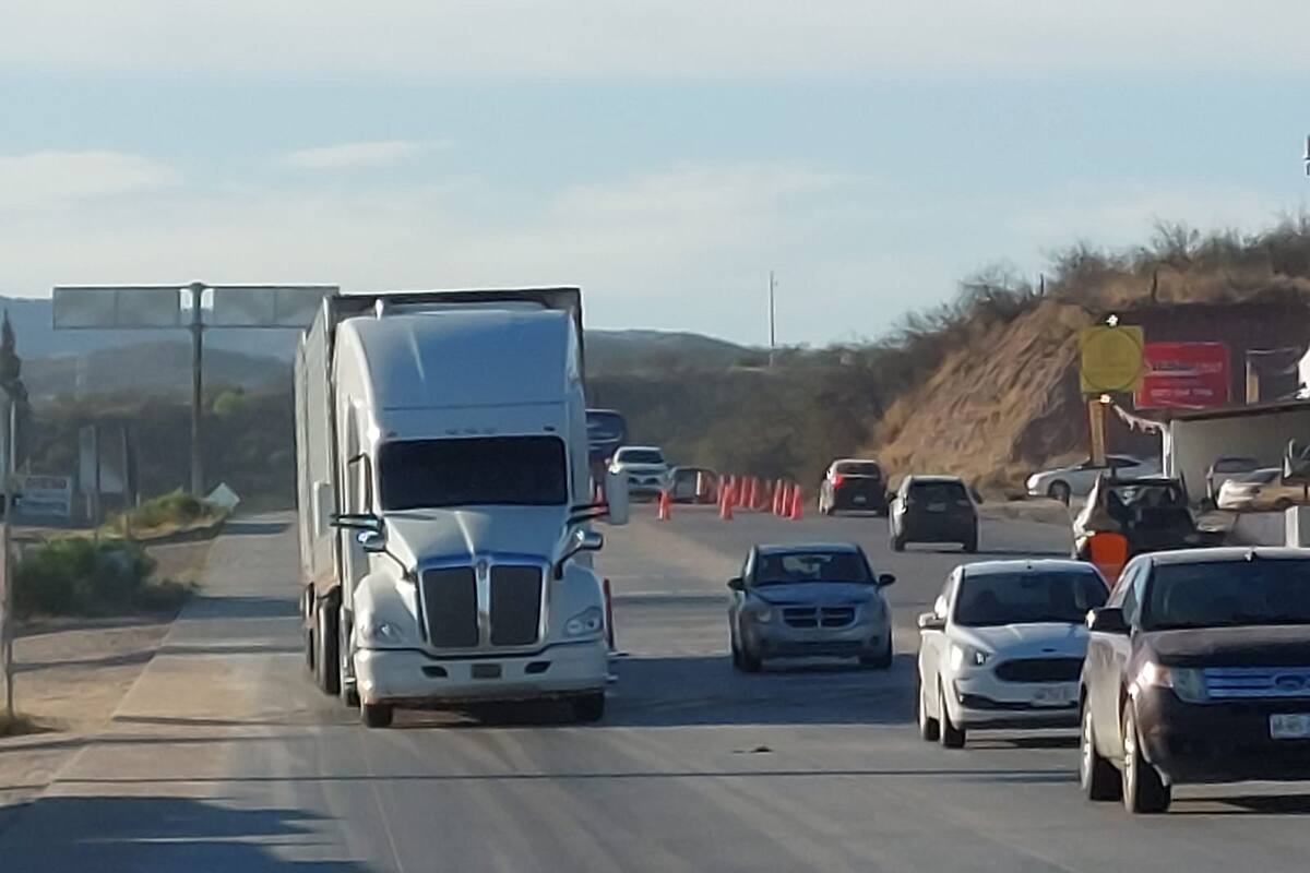 Atemorizan a transportistas retenes extraños en carreteras de Sonora: Canacar