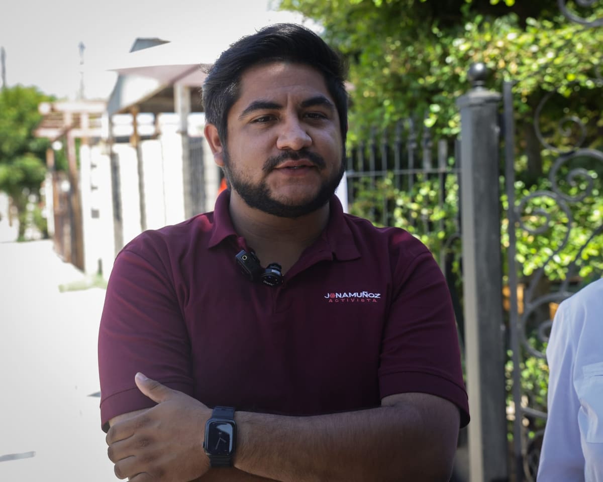 El presidente de la colonia Corregidora, Jonathan Muñoz Valenzuela, explicó que el proyecto comenzó como una respuesta a las necesidades detectadas durante las obras de pavimentación de la zona.│Foto: Javier Gallegos