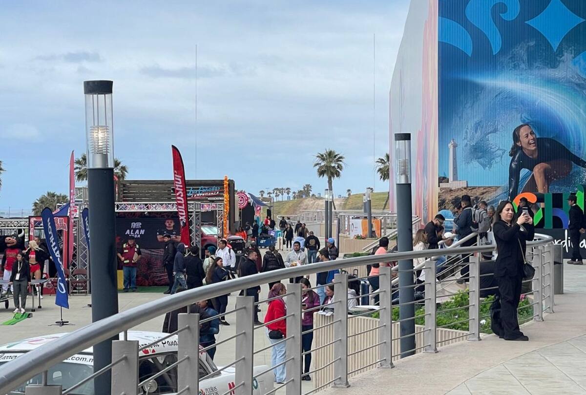 Miles de personas ya se encuentran en el Baja California Center.