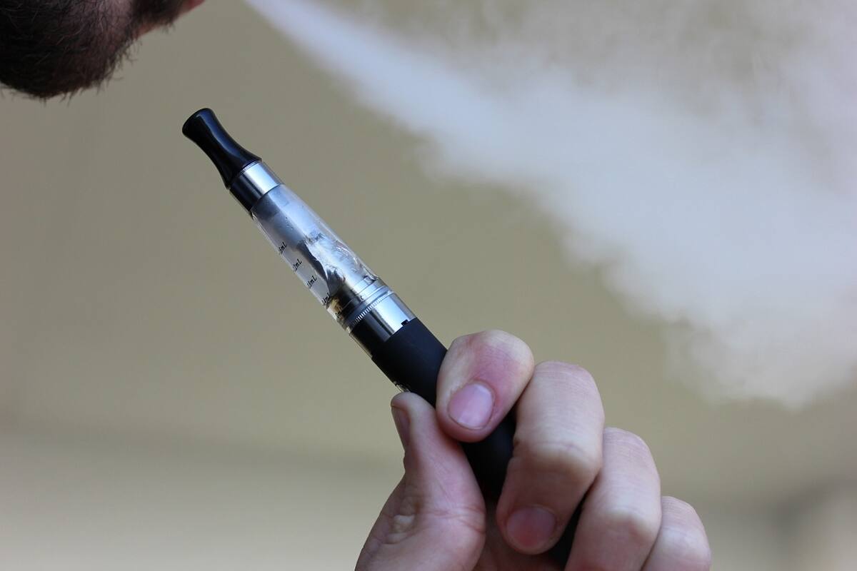 Declaran constitucional prohibición de vender cigarros electrónicos