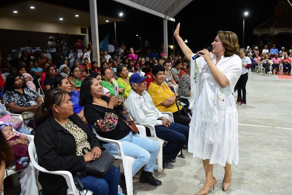 Mamás, verdaderas impulsoras de la transformación de México: Valles