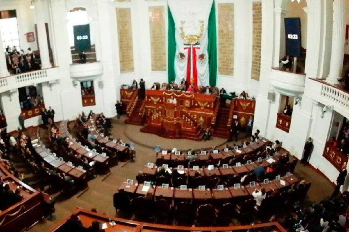 Congreso de CDMX exhorta a Ernestina Godoy y a Ssa a destruir medicamentos oncológicos robados
