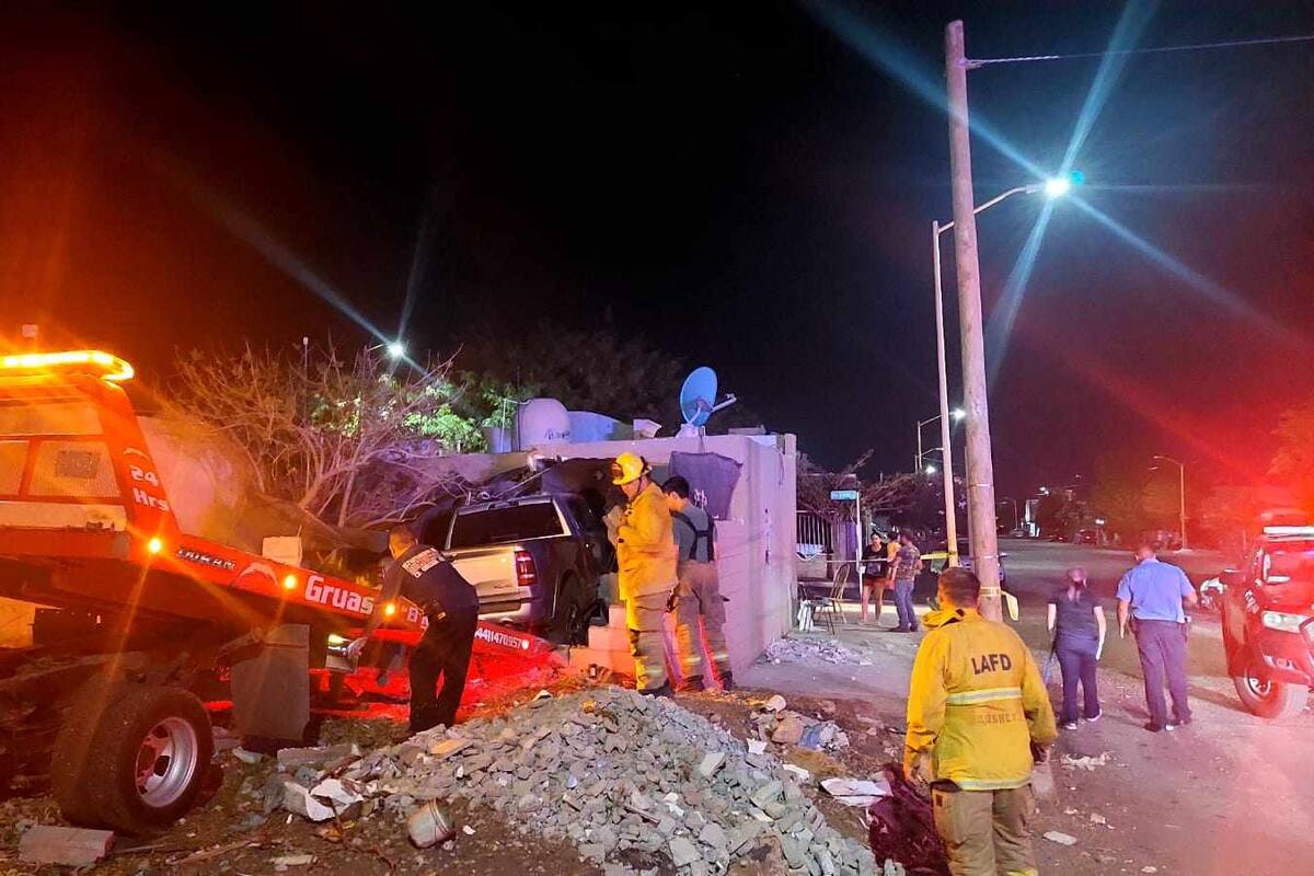 Investigan accidente con saldo de una persona fallecida y varios heridos en Cajeme