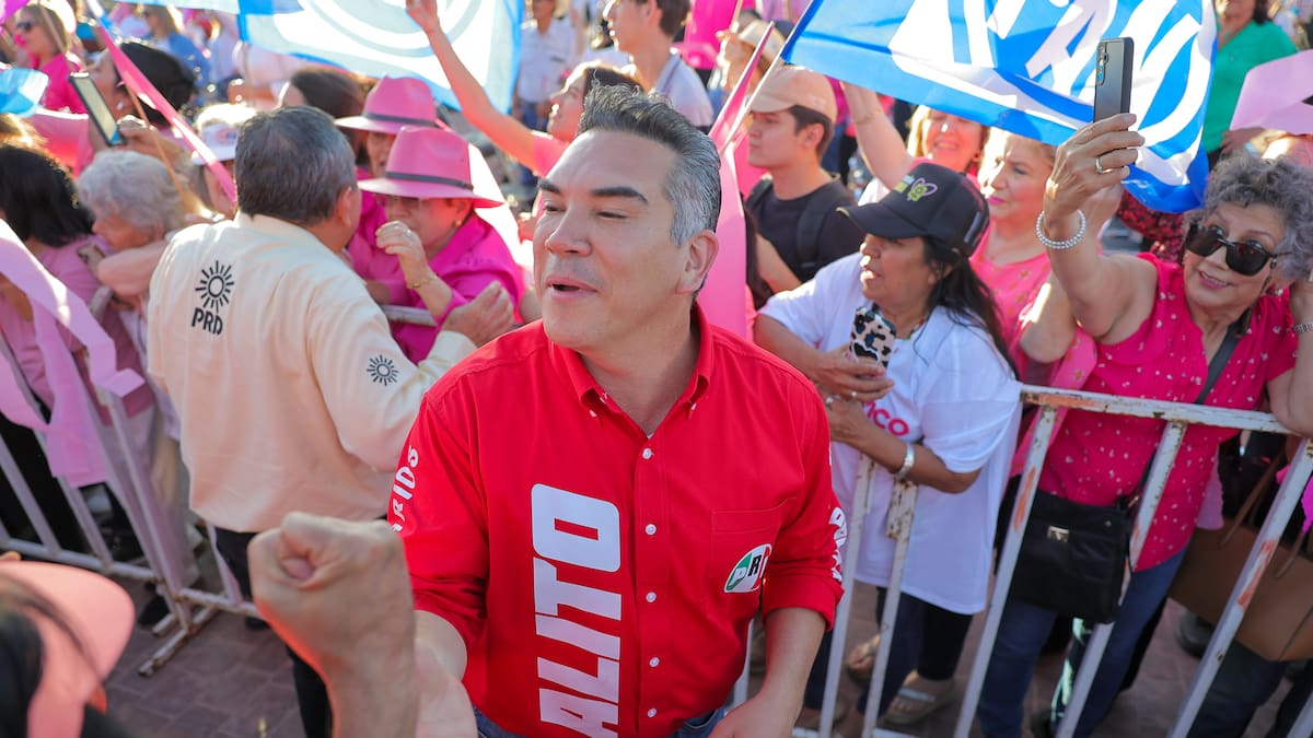 Alejandro “Alito” Moreno enfrenta una solicitud de desafuero relacionada con un presunto desvío de 83.5 millones de pesos durante su gestión como gobernador de Campeche
