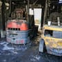 Voraz incendio consume almacén en el mercado Braulio Maldonado