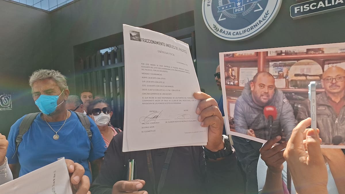 Los vecinos solicitaron la intervención de las autoridades para investigar las denuncias, garantizar la seguridad de las familias y esclarecer la situación jurídica. Foto: Lorena Salinas