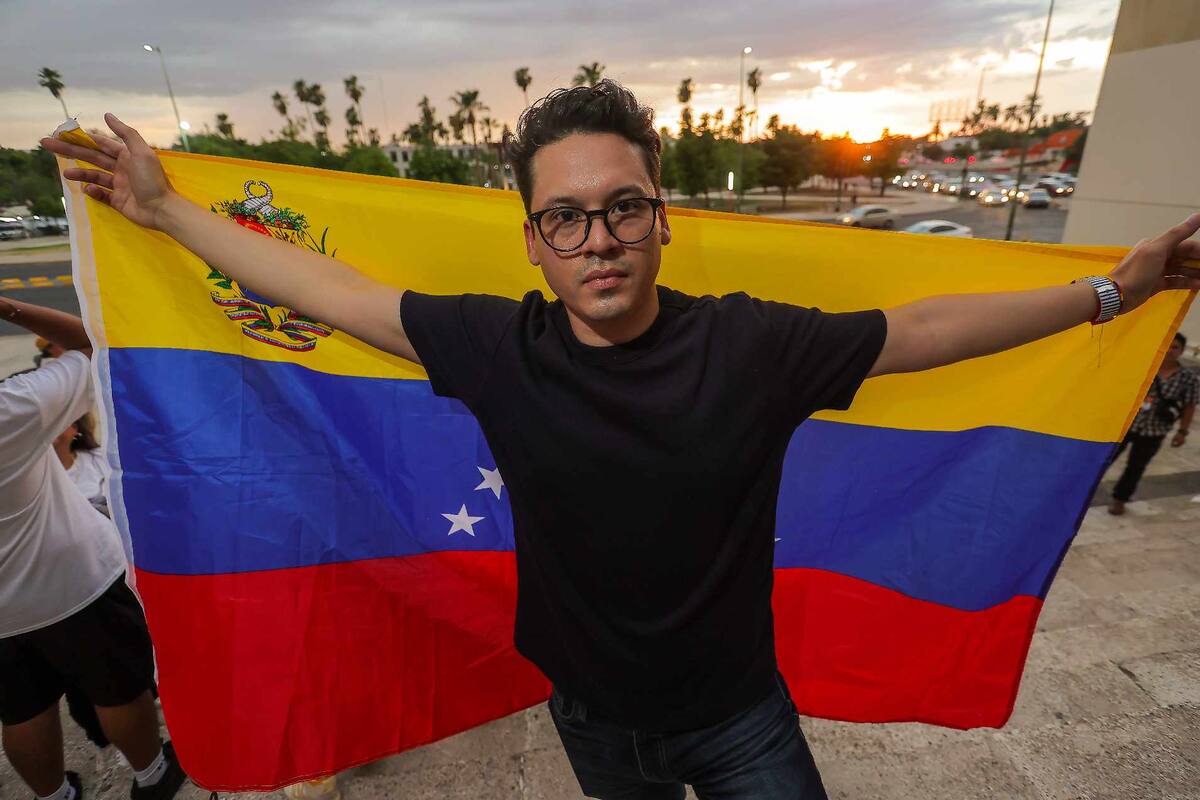 ¡Viva Venezuela! gritan protestantes desde el Museo y la Biblioteca de Unison