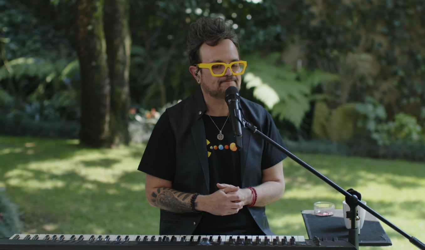 Aleks Syntek confirma que está separado de Karen Coronado tras 25 años de matrimonio