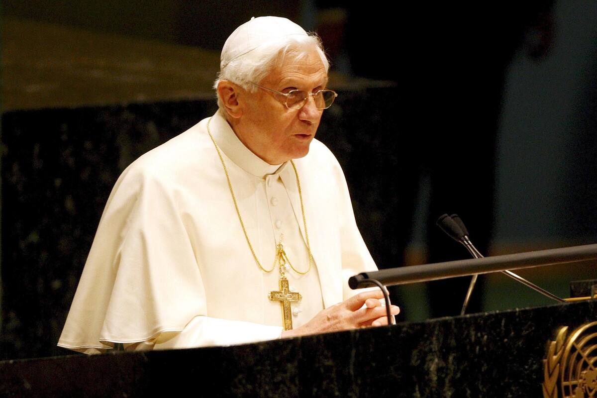 ¿Por qué Benedicto XVI pide "perdón de corazón" en su testamento?