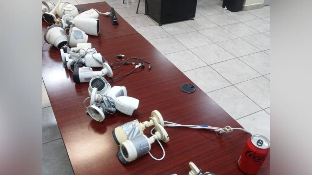 Cámaras que fueron decomisadas en diferentes colonias de San Luis Río Colorado / Especial