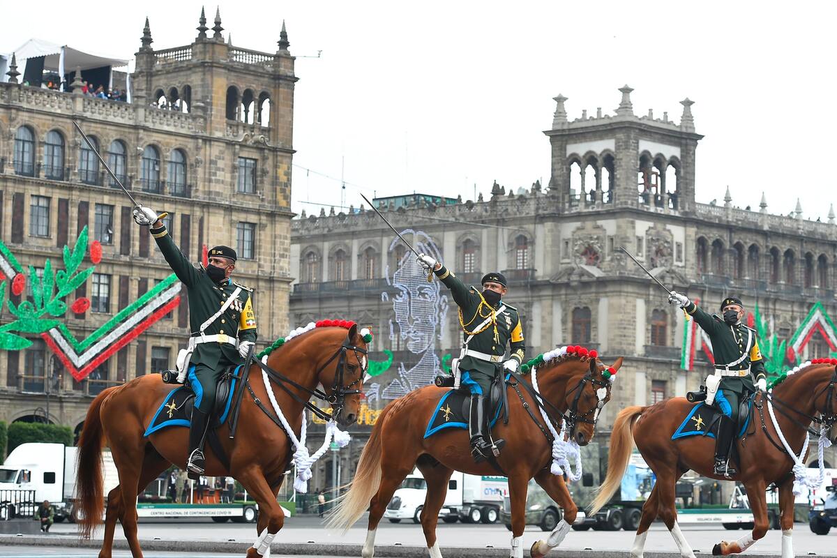 AMLO anuncia festejo de 700 años de la fundación México-Tenochtitlán y 200 de Independencia