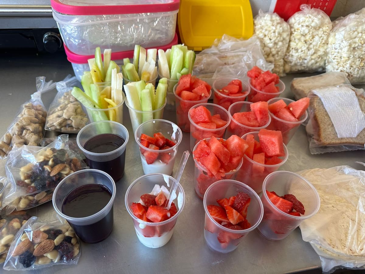 Las tienditas escolares están obligadas a ofrecer a los niños alimentos más sanos para cumplir con el programa programa Vive Saludable, Vive Feliz. FOTO: MISAEL MONTAÑO