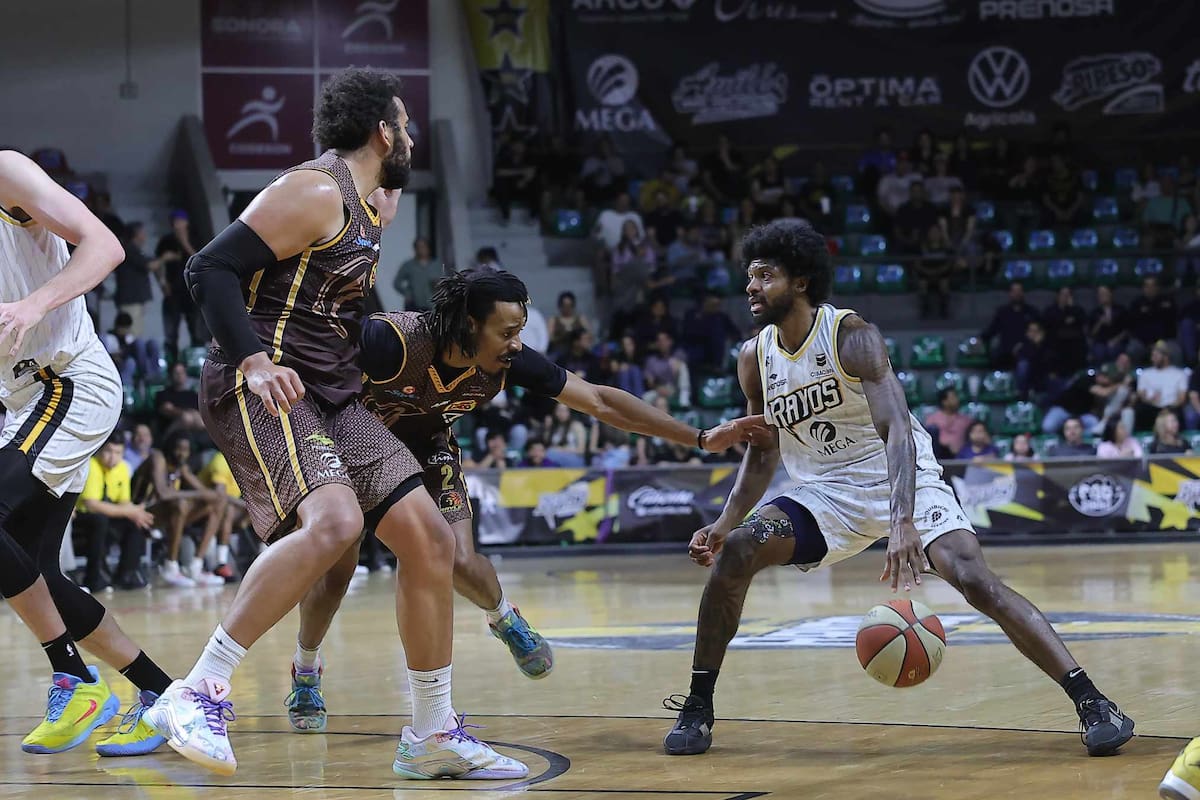 Aplastan Rayos a Frayles y siguen con vida en Cibacopa