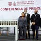 CDMX propone gabinetes para guardar celulares en clases