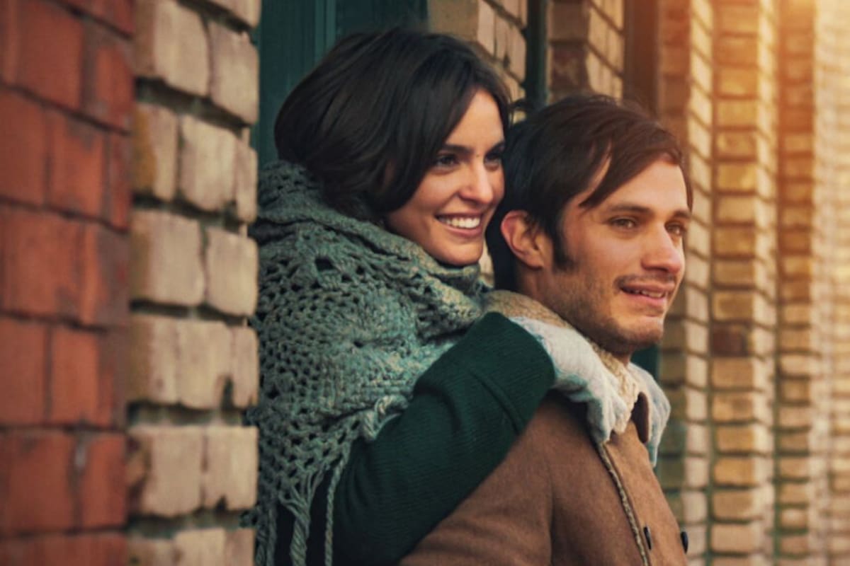 Gael García le da el último adiós a Verónica Echegui, su compañera en “Me estás matando, Susana”