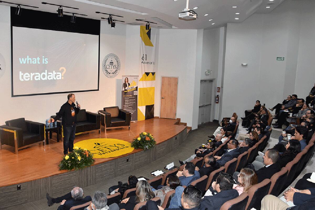 Lobby empresarial de Cetys Universidad se centra en el tema ‘Customer Obsession’