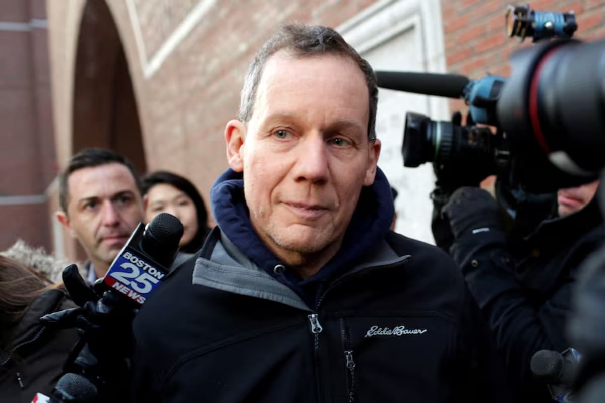 Tras ser condenado en Estados Unidos en 2021, el ex científico de Harvard Charles Lieber ahora dirige en China un laboratorio de implantes cerebrales con apoyo estatal y acceso a investigación avanzada en plena carrera tecnológica global