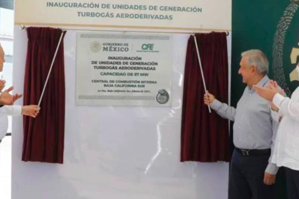 Pide AMLO a legisladores actuar "pensando en el pueblo y no en las empresas" ante la reforma energética
