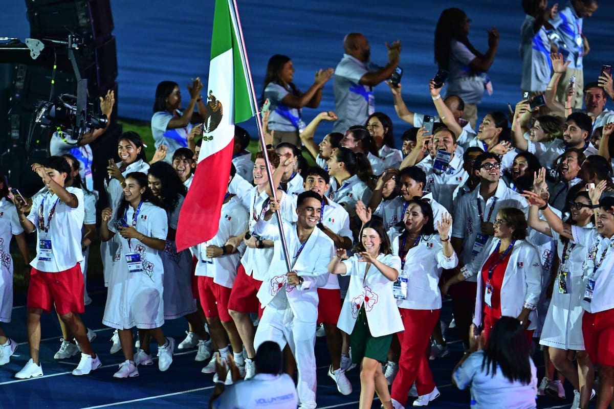 México desfila con 646 atletas en la inauguración de los Juegos Centroamericanos y del Caribe Santo Domingo 2026