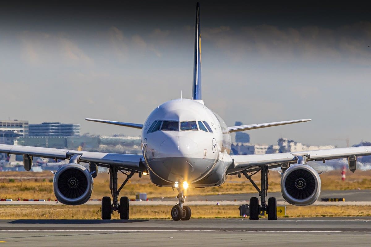 Ecuador desmiente prohibición de operaciones aéreas hacia México