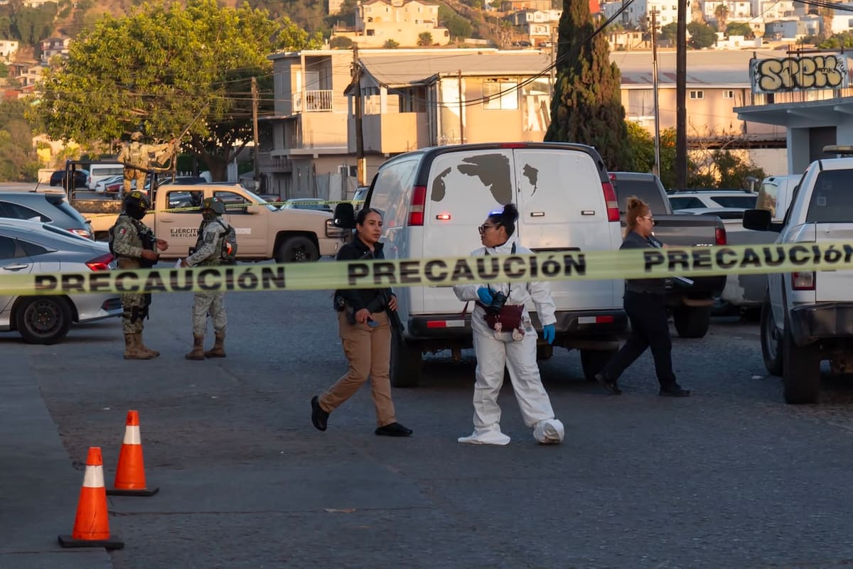 La víctima fue encontrada sin vida dentro de un predio de la Parte Baja; autoridades localizaron indicios balísticos e iniciaron las investigaciones del caso. Foto: Border Zoom.