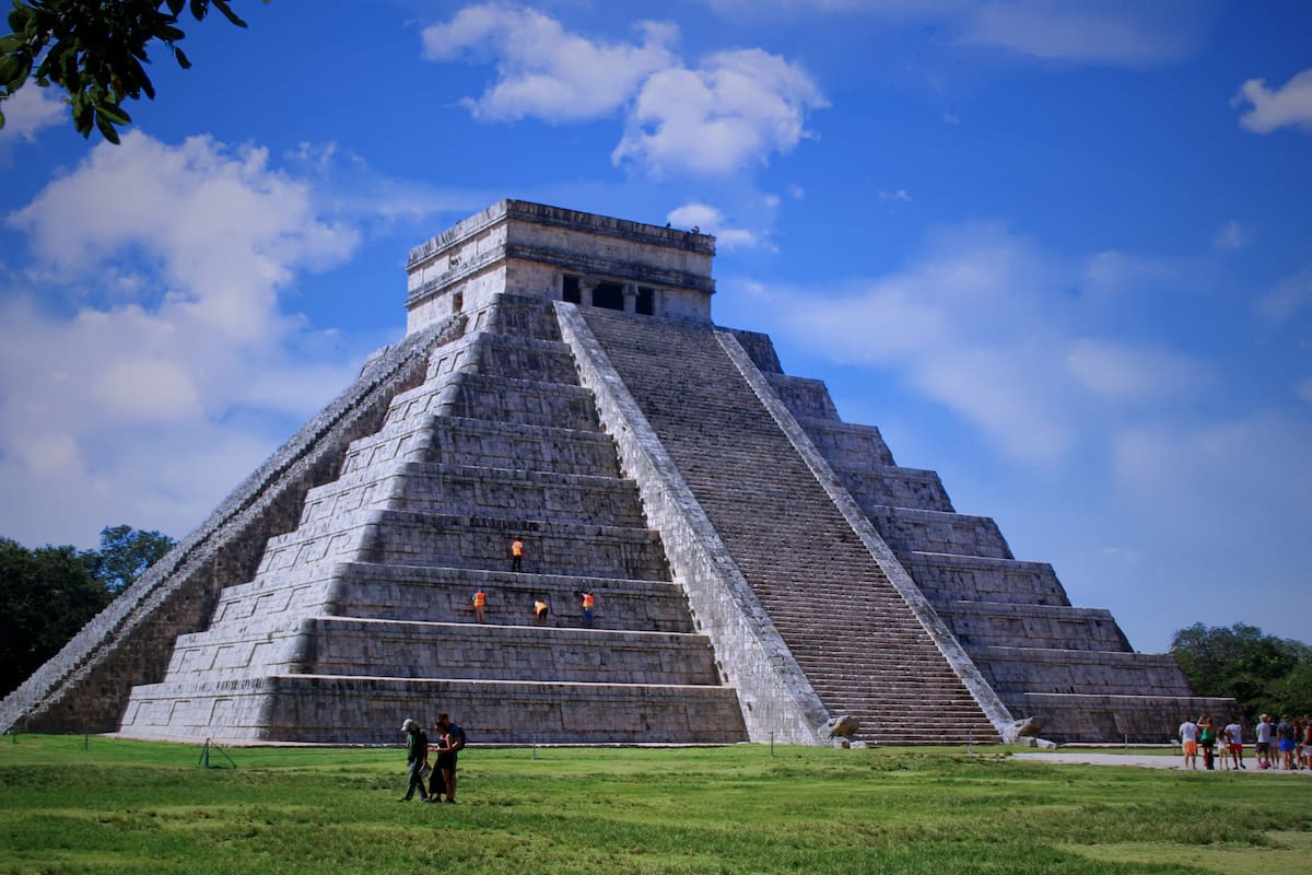 Por qué colapsó la civilización maya: lo que hoy explica la ciencia
