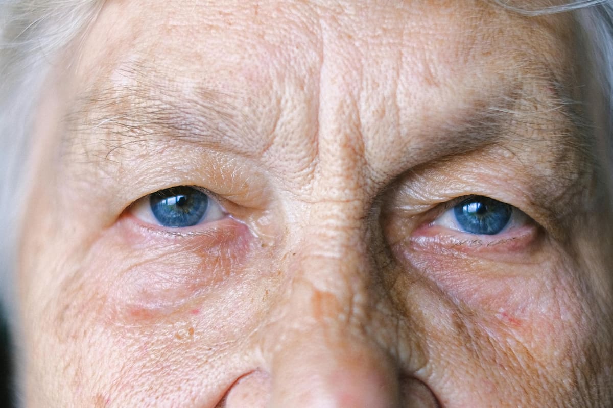 ¿A qué edad nos alcanza de verdad el “viejazo”, según la ciencia?