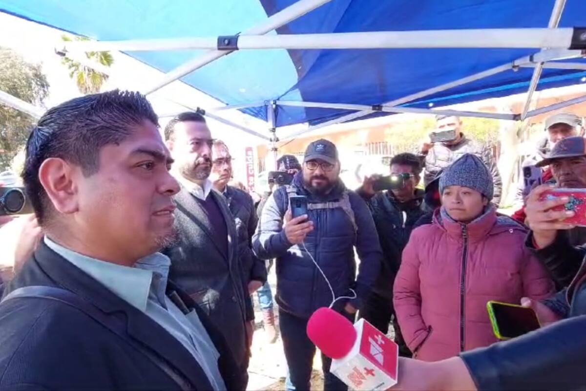 Bloqueo en carretera al Aeropuerto de Tijuana sigue; manifestantes y autoridades no llegan a acuerdo