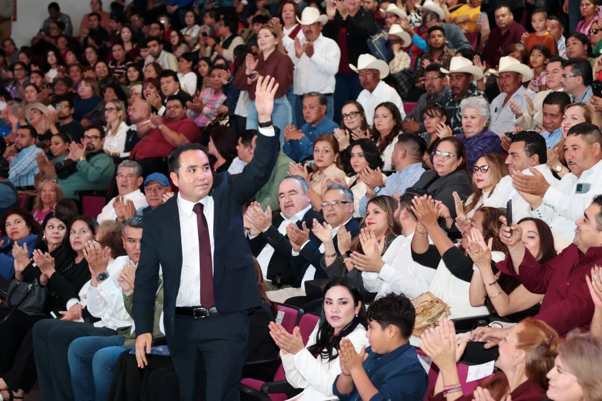 Heriberto Aguilar rinde informe en Guaymas y afirma que las reformas ya impactan el salario, la vivienda y el bienestar de las familias