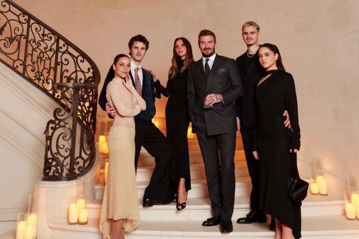 Victoria Beckham es condecorada en Francia en medio de pelea con su hijo Brooklyn: “No podría estar más agradecida”