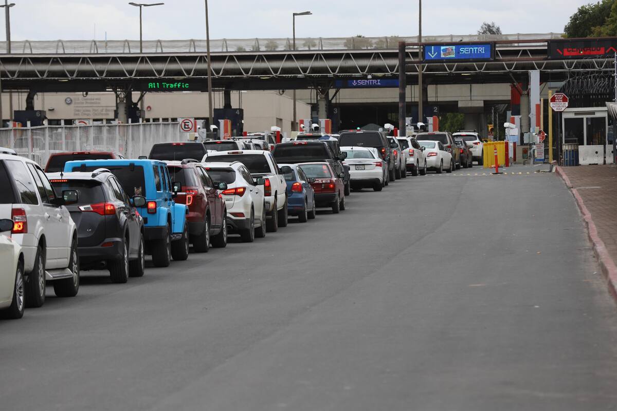 Detienen a hombre que intentó cruzar corriendo por garita vehicular de Otay