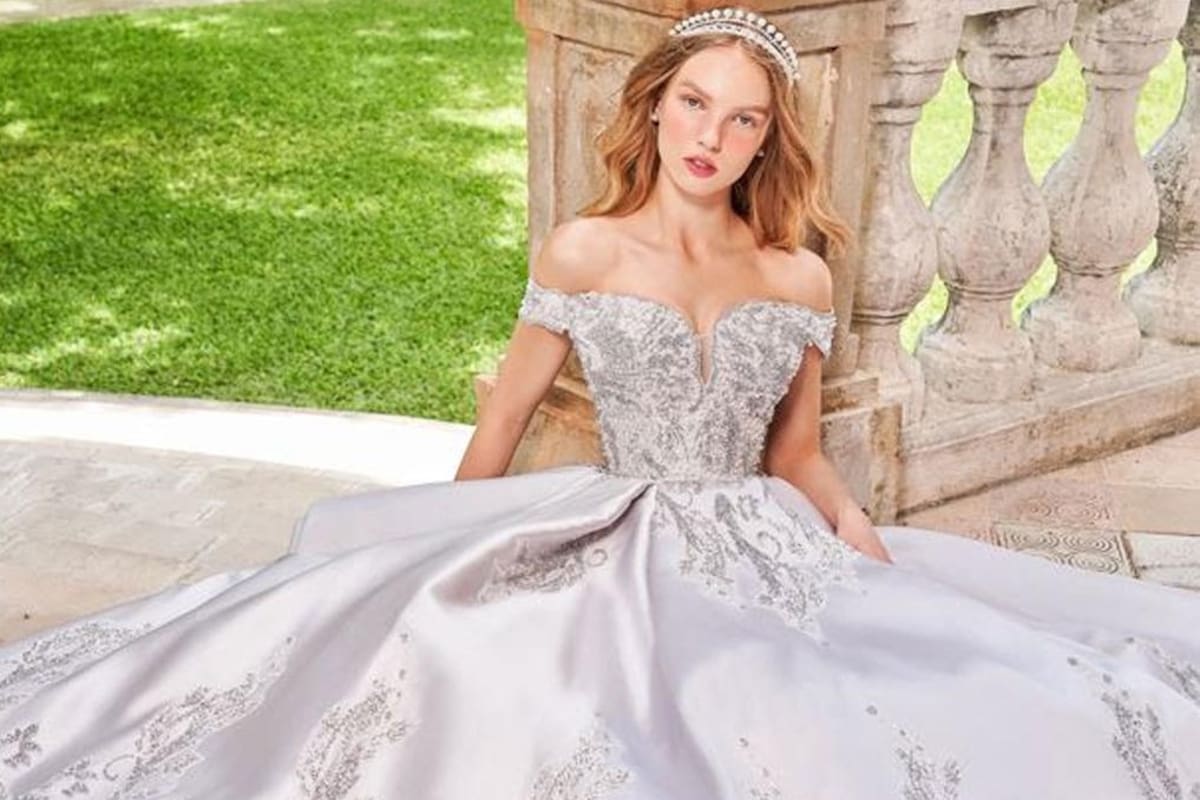 Estos son los cinco colores en tendencia para tu vestido de XV años