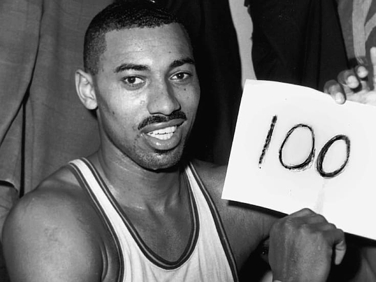El récord imposible de la NBA: El día que Wilt Chamberlain anotó 100 puntos