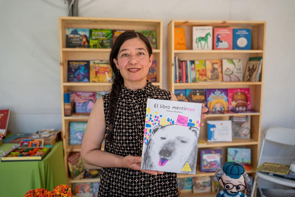 El evento instalado en la Avenida Revolución ofrece talleres, conferencias y salas de lectura dirigidas al público infantil y juvenil. Foto: Border Zoom