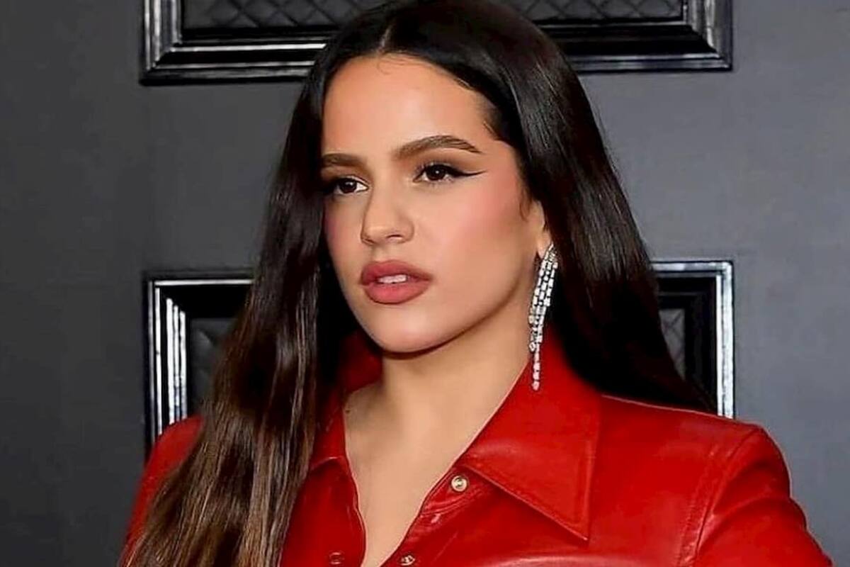 Rosalía enciende redes sociales con su más reciente look