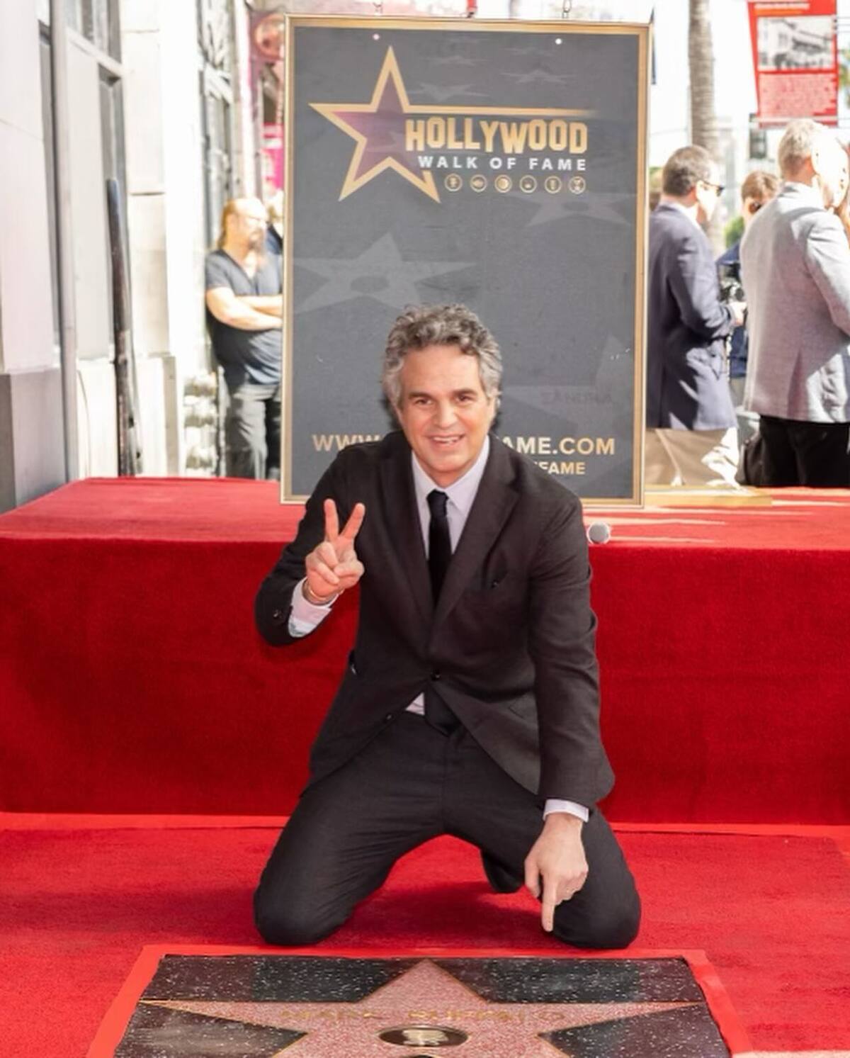 Mark Ruffalo / Instagram: @markruffalo