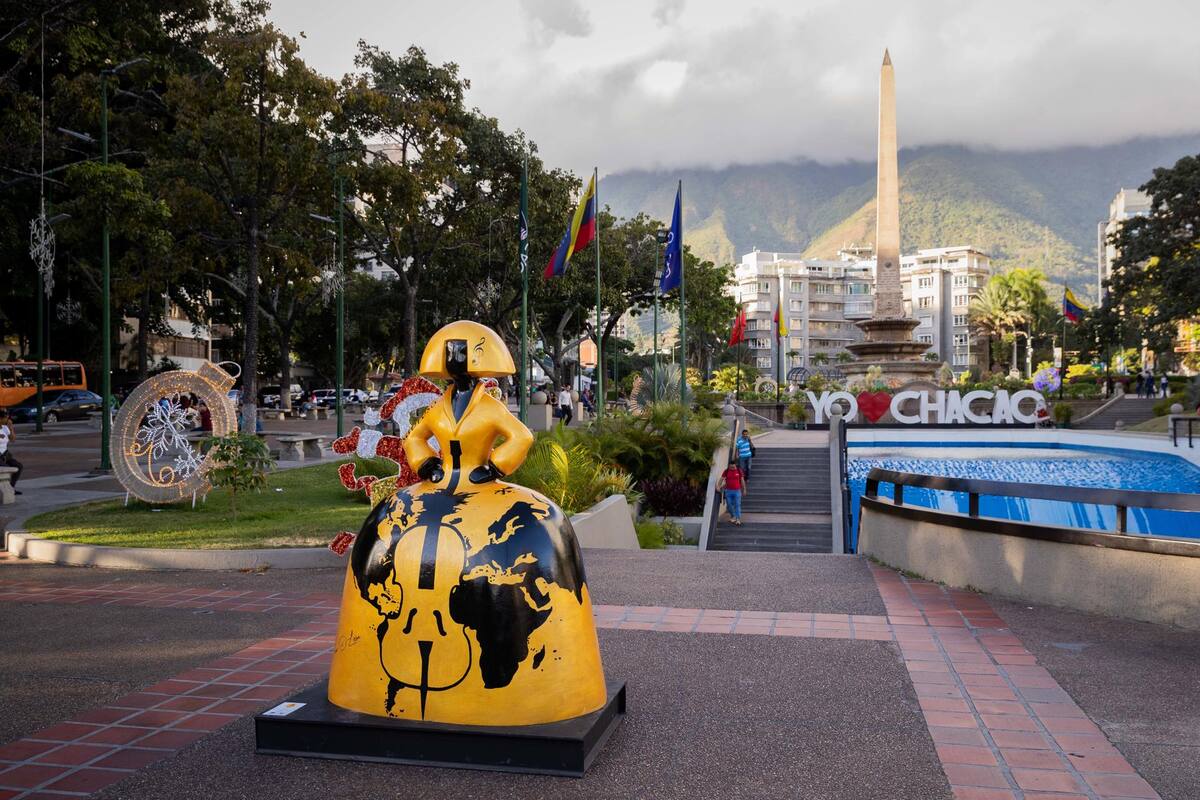 Las meninas de Antonio Azzato toman las calles de Caracas