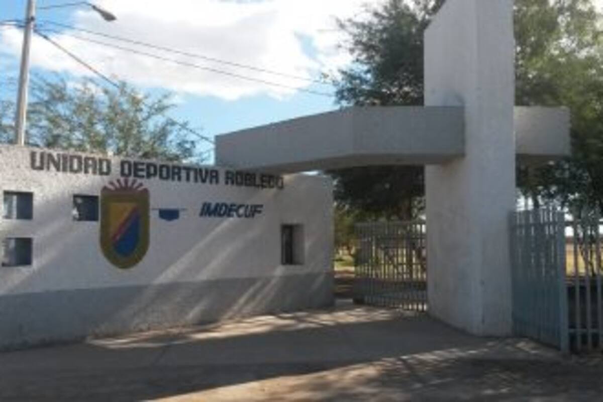 Niño muere tras caerle una banca de concreto en la cabeza