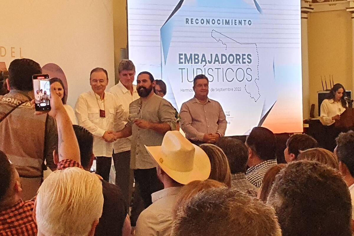Celebra Gobernador Día Mundial del Turismo