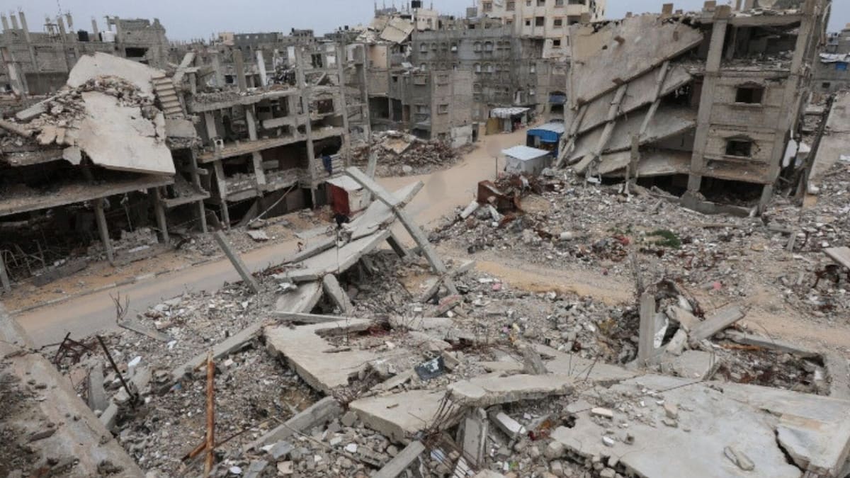 “Simplemente se evaporaron”: más de 2,800 palestinos han desaparecido sin dejar rastro por bombas de EEUU que “eliminan” la materia