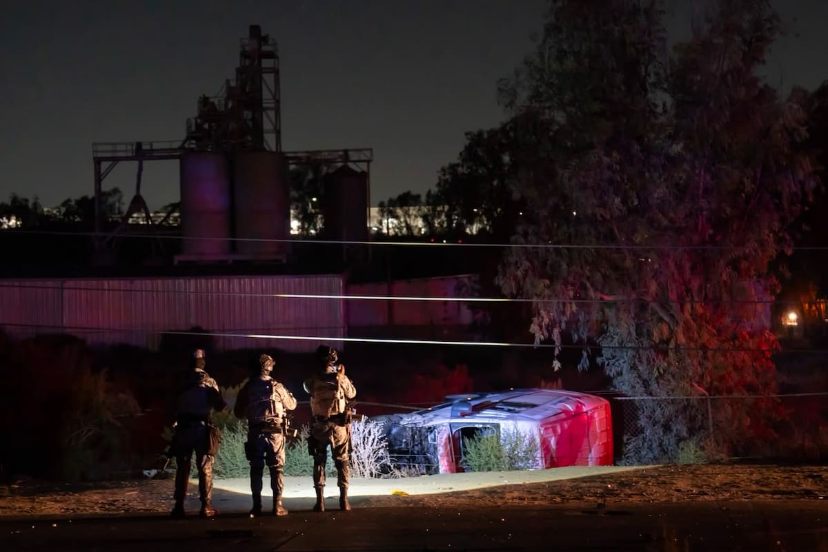 Accidente en el Bulevar 2000 dejó cinco personas muertas y 17 lesionadas. Foto: Border Zoom