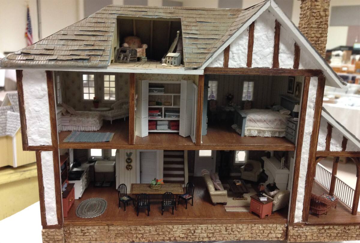 Los visitantes también podrán aprovechar de talleres especializados realizados por expertos en miniaturas.
