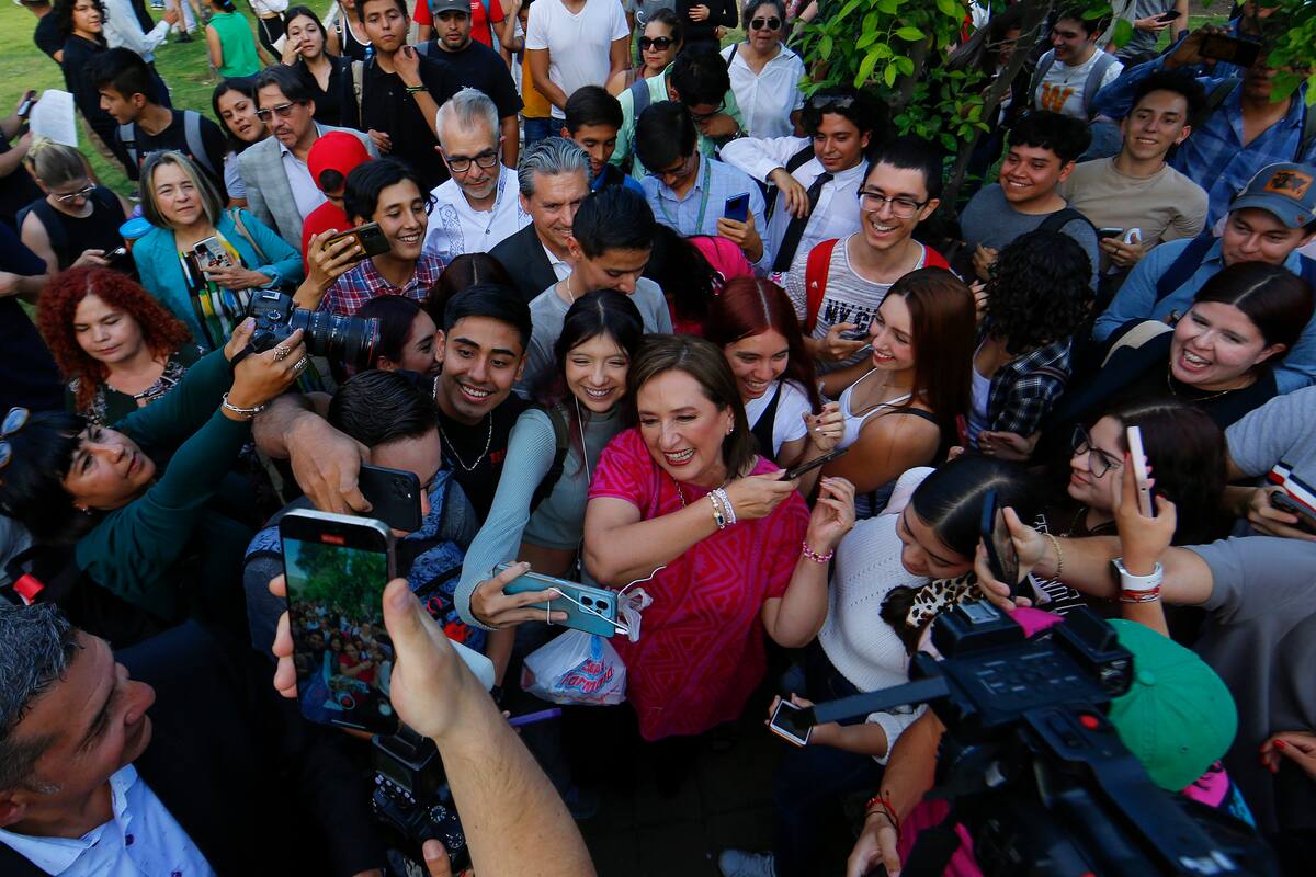 Xóchitl Gálvez promete ser “madre” de 250 mil niños huérfanos