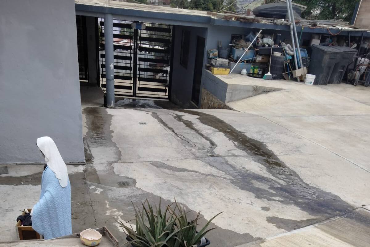 Preocupa a vecinos estado de casas en Lomas Conjunto