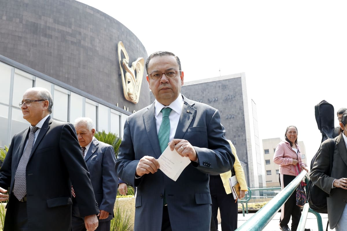 Germán Martínez se reincorpora al Senado