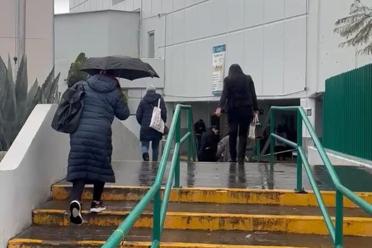 Por falla en el sistema de la Clínica 27 del IMSS se quedan sin citas y medicinas