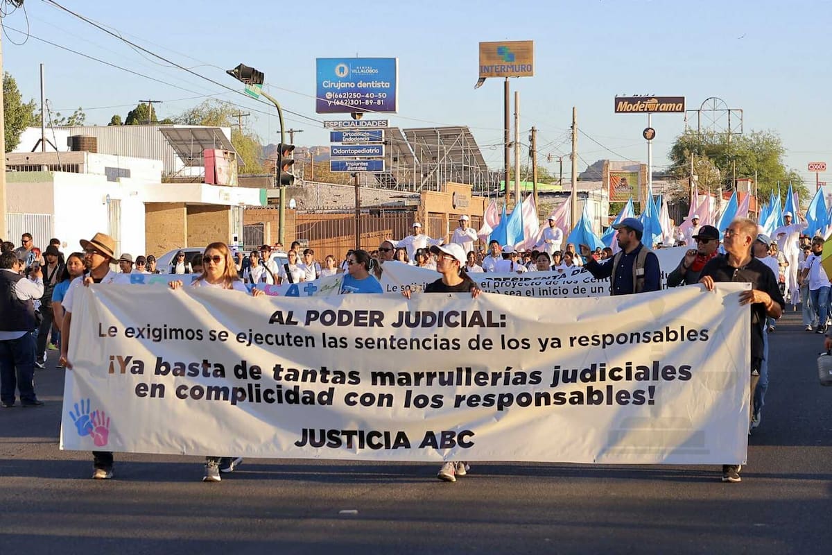 La comunidad reafirmó su compromiso de no cesar la lucha hasta lograr justicia plena. Foto: Julio A. Clark